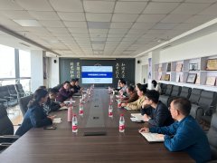 取会专家就贯通培育模式、课程系统扶植、培育